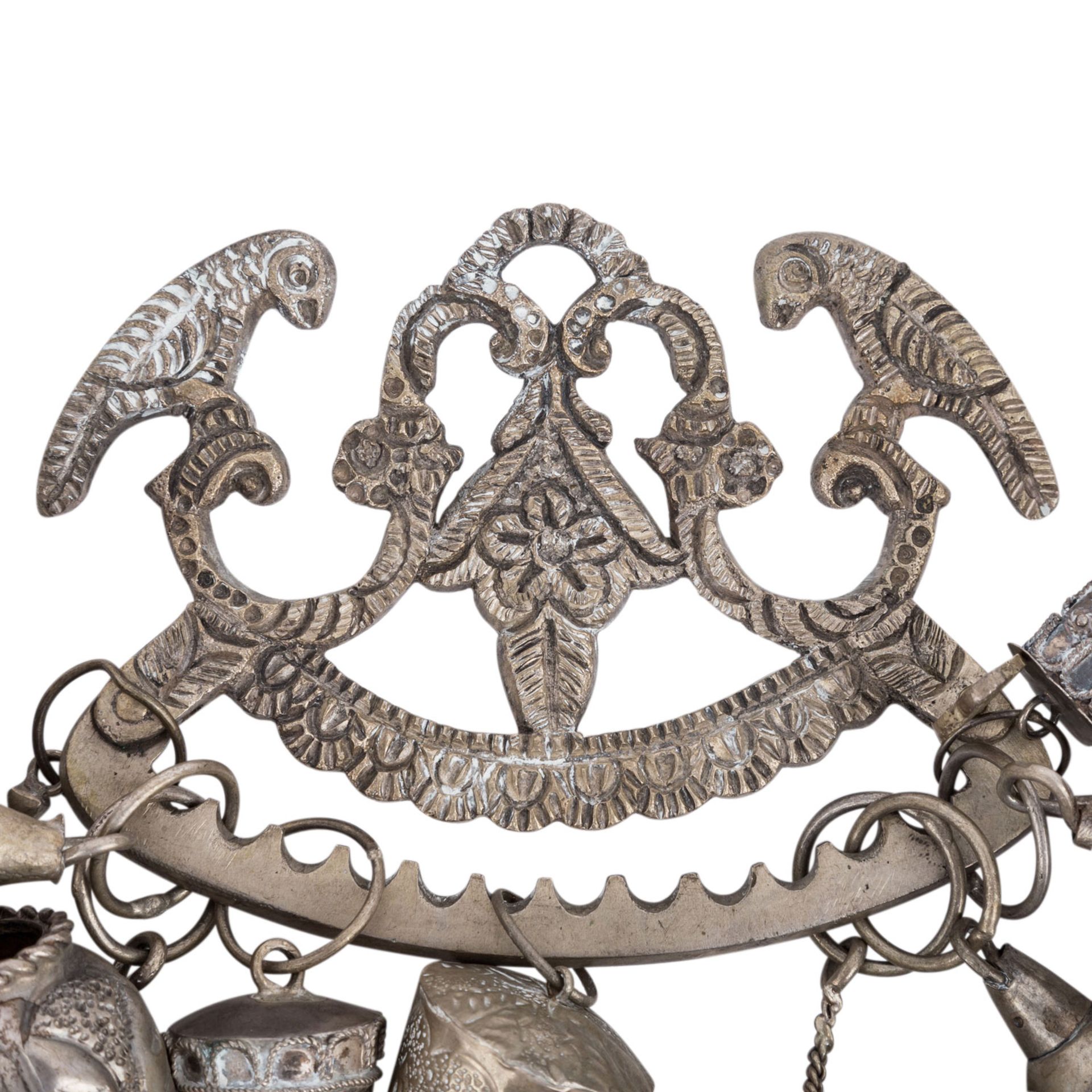Gürtel aus Tula-Silber. KAUKASUS, um 1920.Gestempelt mit kaukasischen Punzen. 16 Glieder mit - Image 3 of 10