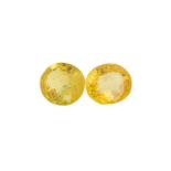 2 lose, gelbe Saphire, 2,97 ct. totalOvalschliff Variation, erhitzt.2 loose, yellow sapphires, 2.