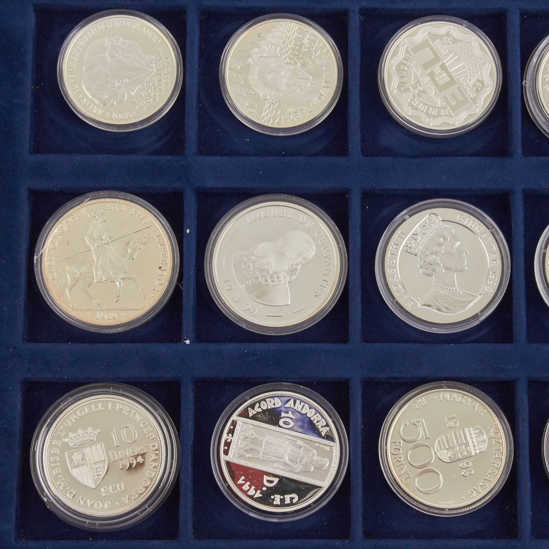 ECU Sammlung mit 33 Münzen in Samtschatulle,darunter u.a. Bimetall Gold/Silber Andorra 20 Dinars - Bild 6 aus 7