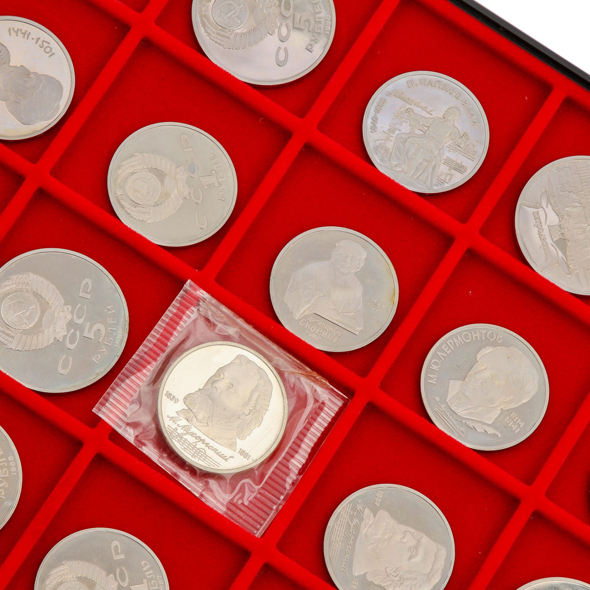 Russland - KABE Tableau mit 24 Münzen, darunter 5 und 1 Rubel CuNi,dazu 3 KMS 1988/89, lose 20 x 1 - Bild 2 aus 3