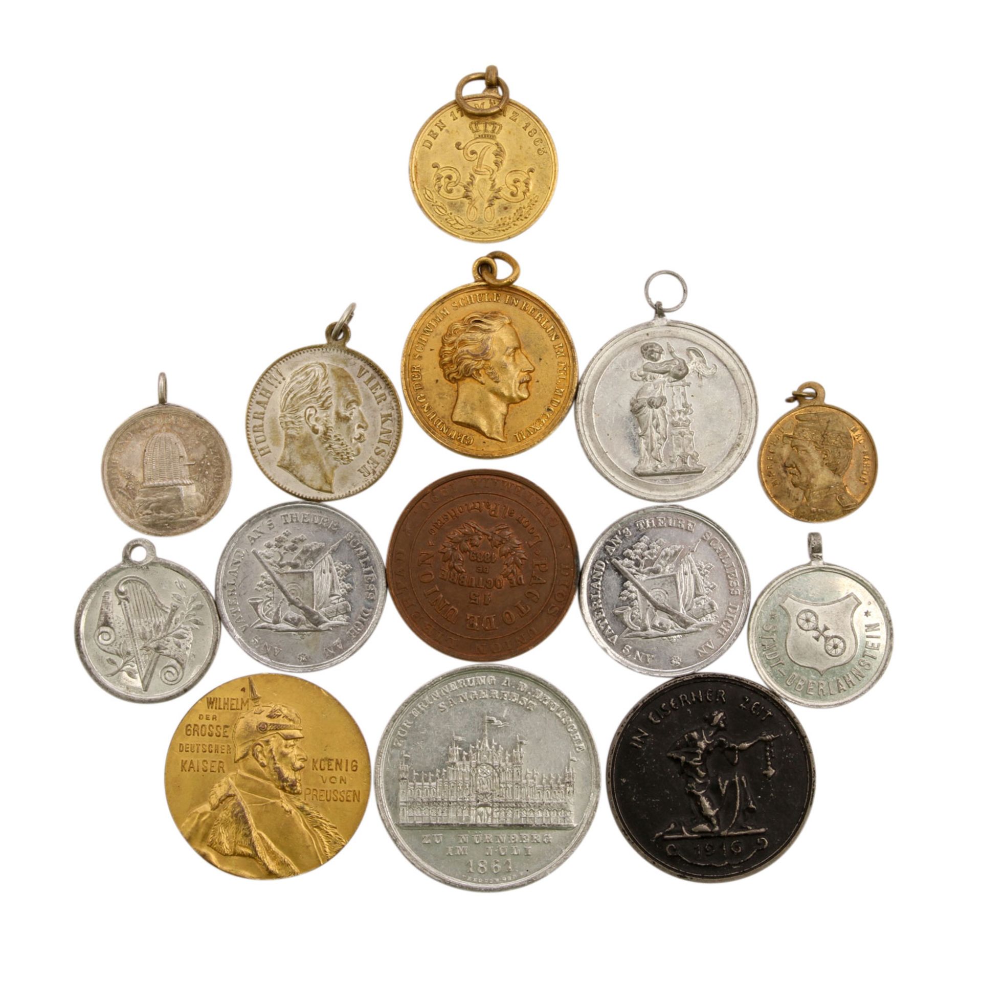 Historische Medaillen, mitunter Schützenmedaillen,Schulmedaillen, u.a. Medaille v. Brandt auf die