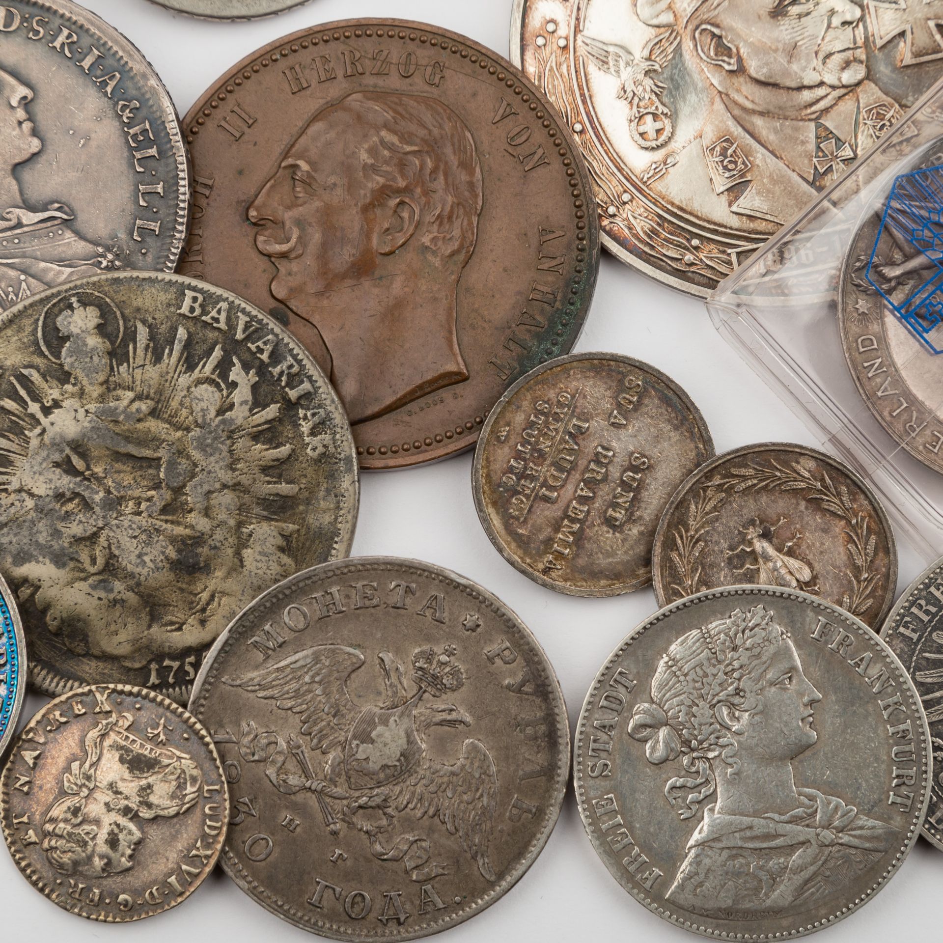 Spannendes Konvolut Münzen und Medaillen durch die Jahrhunderte -u.a. 1 x Braunschweig-Calenberg- - Bild 3 aus 5