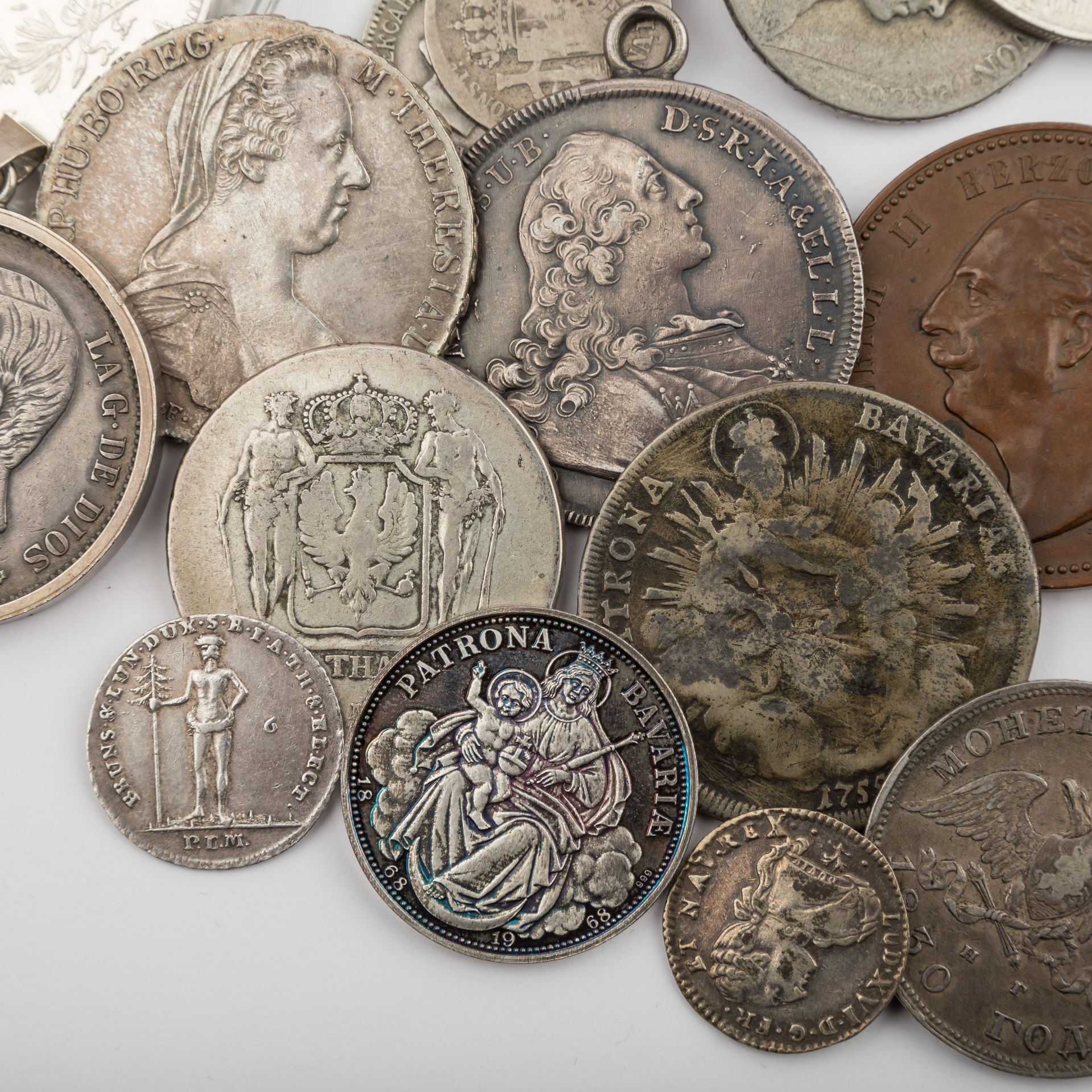 Spannendes Konvolut Münzen und Medaillen durch die Jahrhunderte -u.a. 1 x Braunschweig-Calenberg- - Bild 4 aus 5