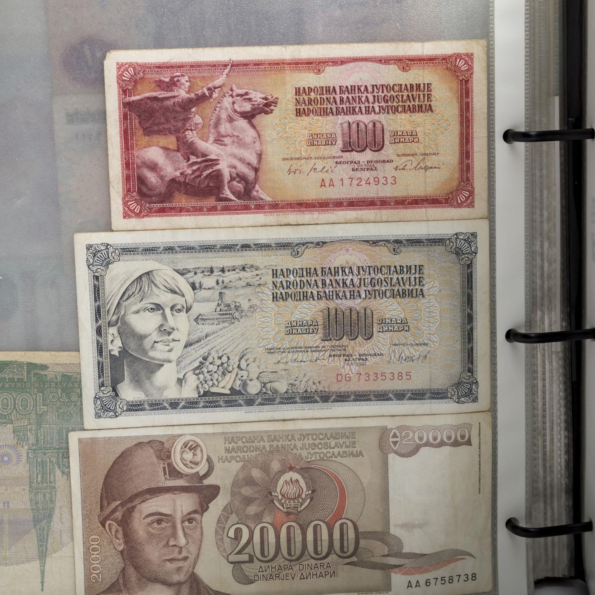 Banknoten - Interessantes Album Alle Welt,darunter auch Russland, etwas Exoten und DDR. Wenig Infla. - Bild 8 aus 12