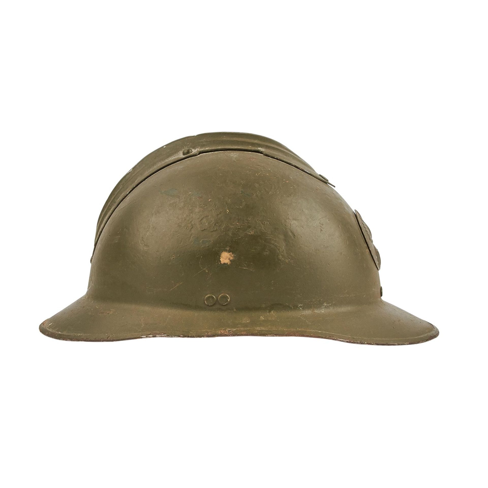 2 Helme - Schweiz und Frankreich. Feuerwehrhelm vermutl. um 1900,partiell restauriert bzw. - Bild 6 aus 15