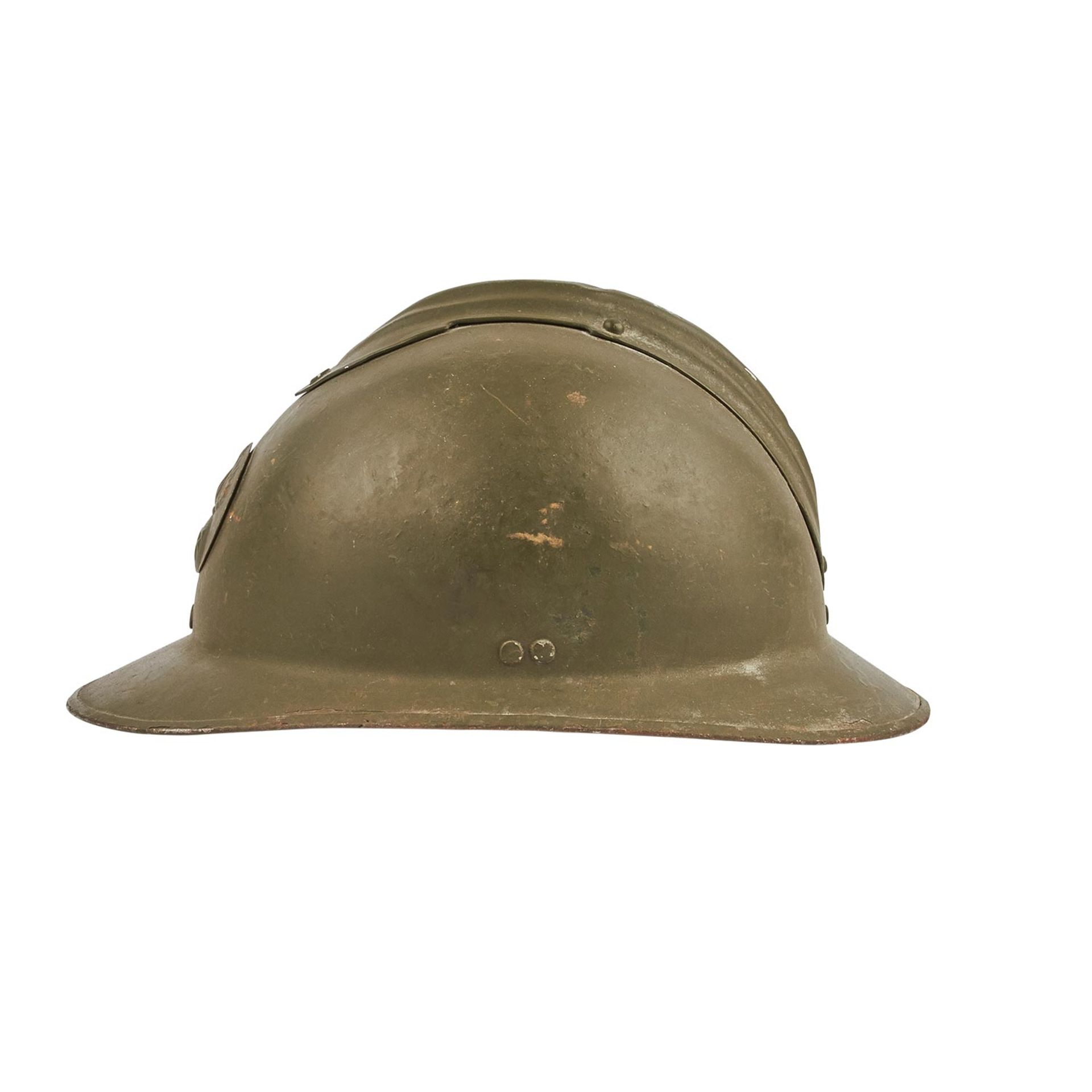 2 Helme - Schweiz und Frankreich. Feuerwehrhelm vermutl. um 1900,partiell restauriert bzw. - Bild 13 aus 15