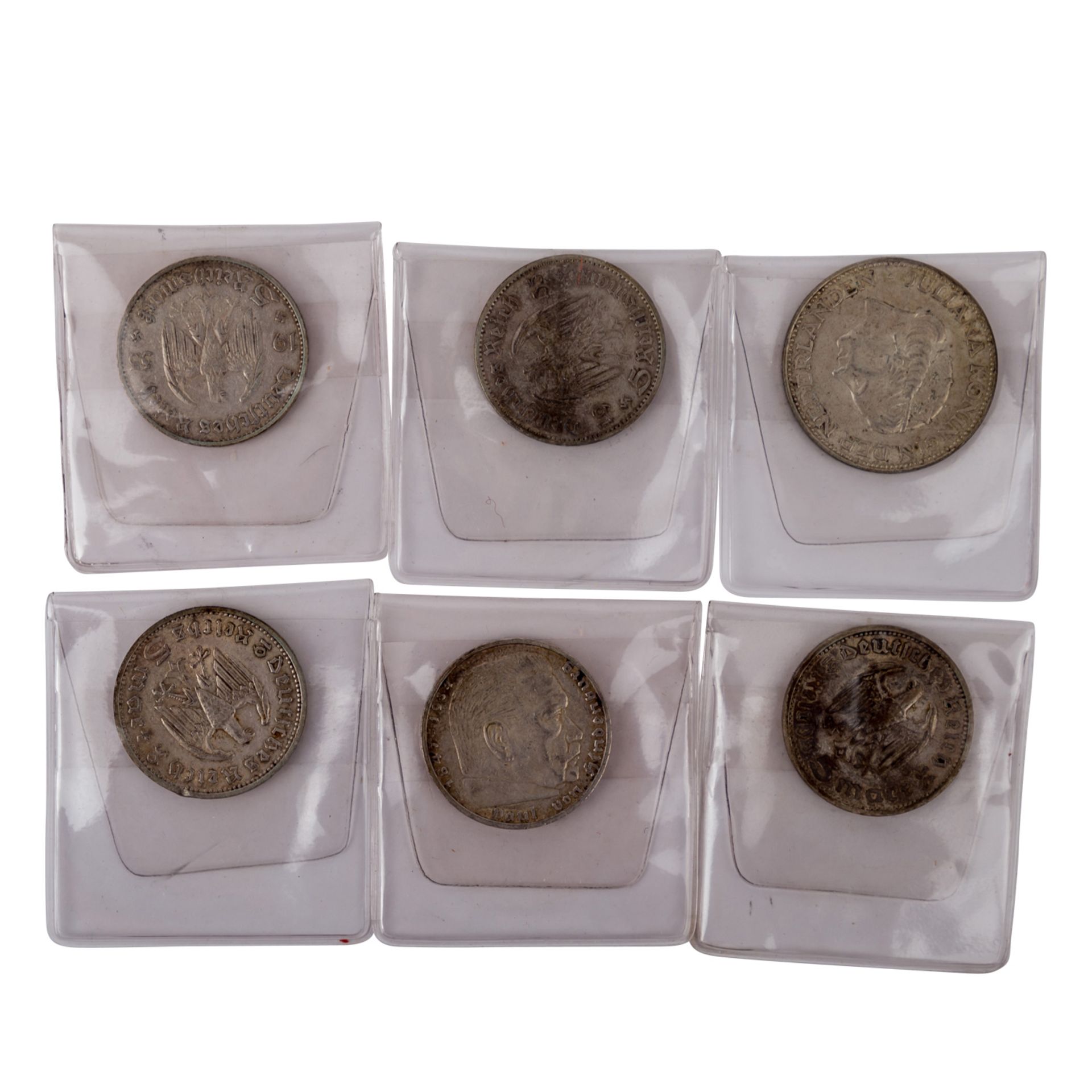 2 Münzalben mit GOLD und SILBER -dabei u.a. 1 x GB - 1 Sovereign 1913, George V., ss., 7,32g GOLD - Bild 3 aus 4