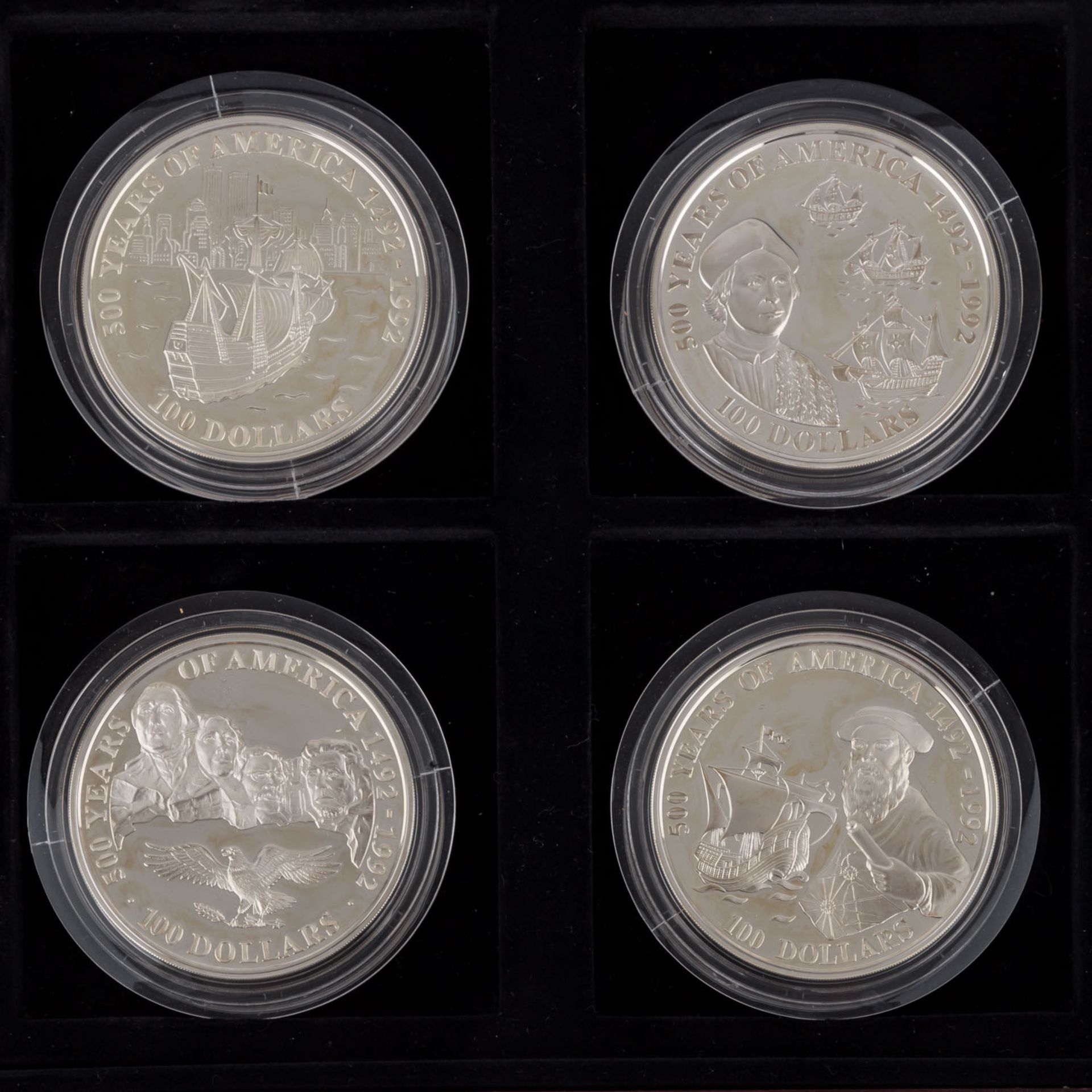 Cookinseln Serie 500 Years of America - 4 x 100 Dollars 1990-1993,je 5 Unzen fein, PP, verkapselt. - Bild 3 aus 3