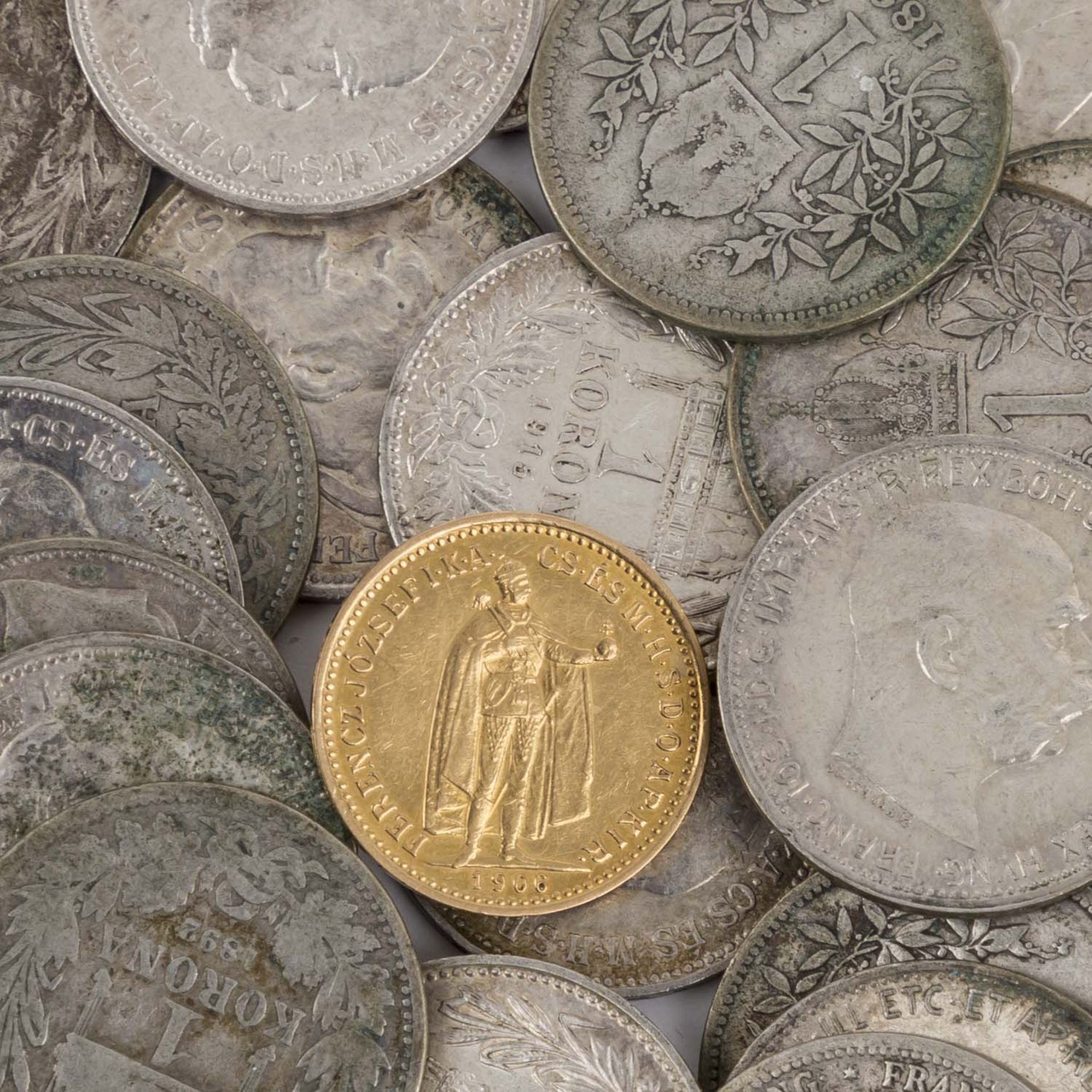 Konvolut aus Silbermünzen, dazu etwas Gold –hauptsächlich aus Doppelmonarchie Österreich-Ungarn, - Bild 3 aus 3