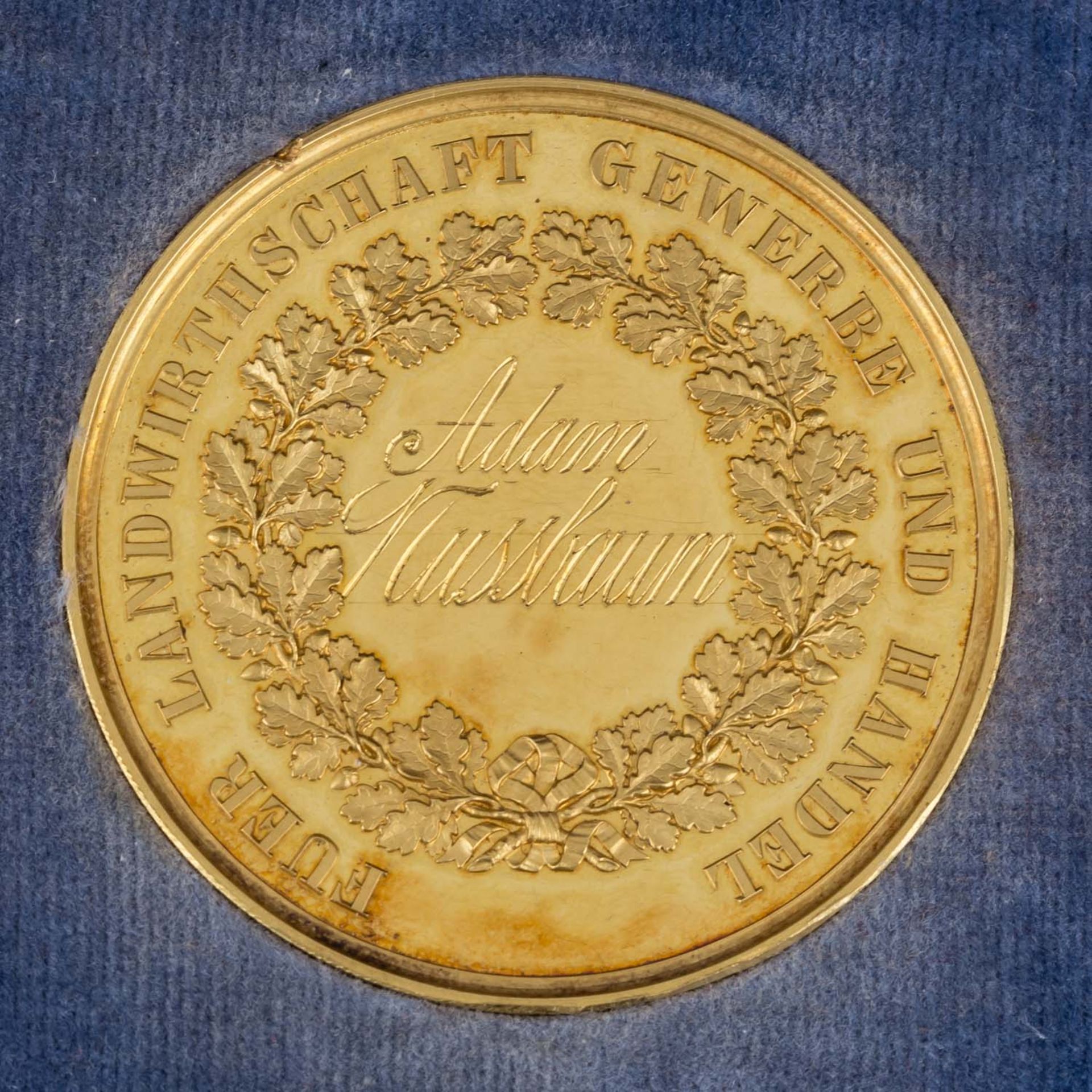 Baden-Durlach - Goldene Prämienmedaille o.J. "FuerLandwirtschaft, Gewerbe und Handel", überreicht an - Bild 4 aus 5