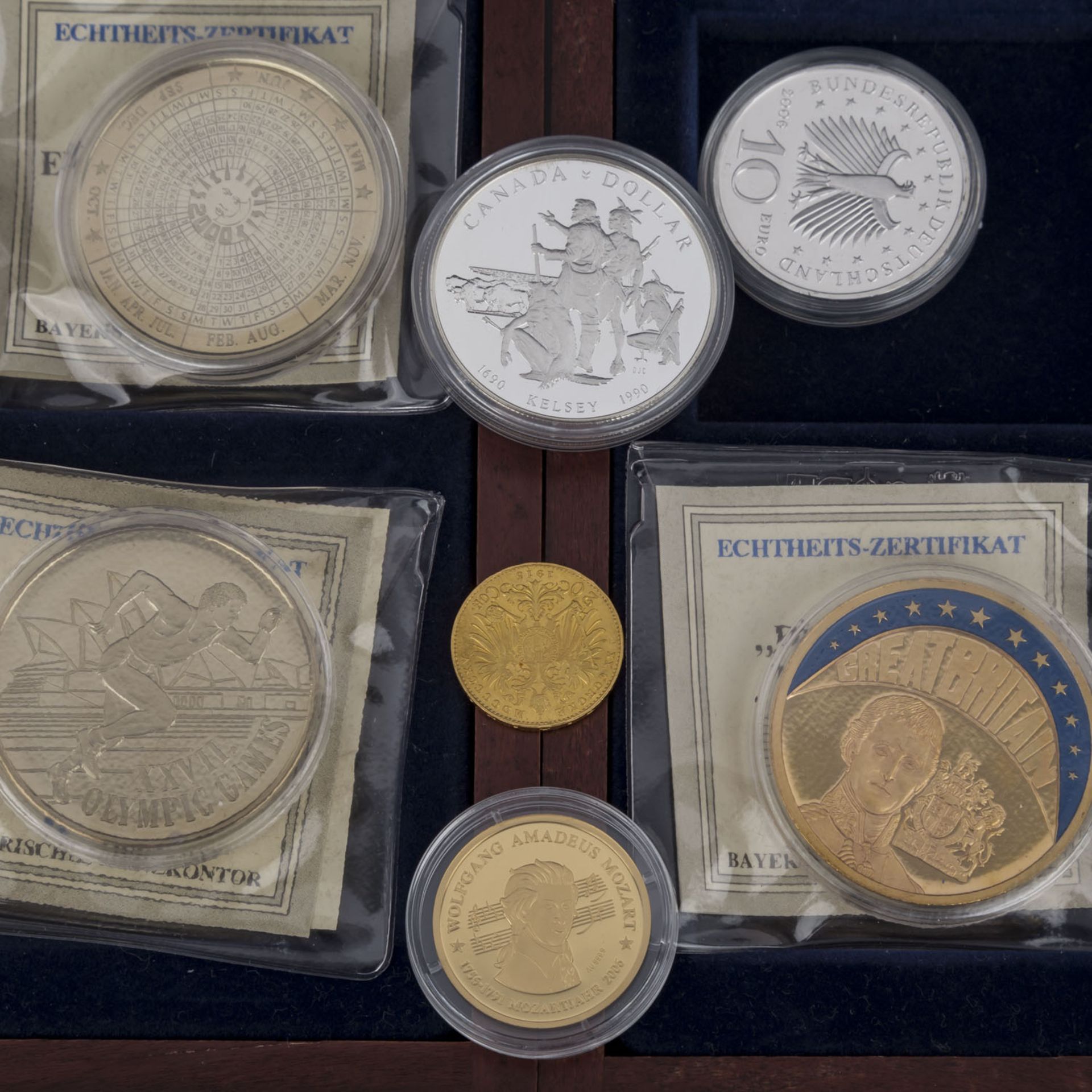 Lot aus diversen Münzen und Medaillen,mit Anteil Gold in der Form von Medaille 6,2 g fein "Mozart" - Bild 2 aus 6