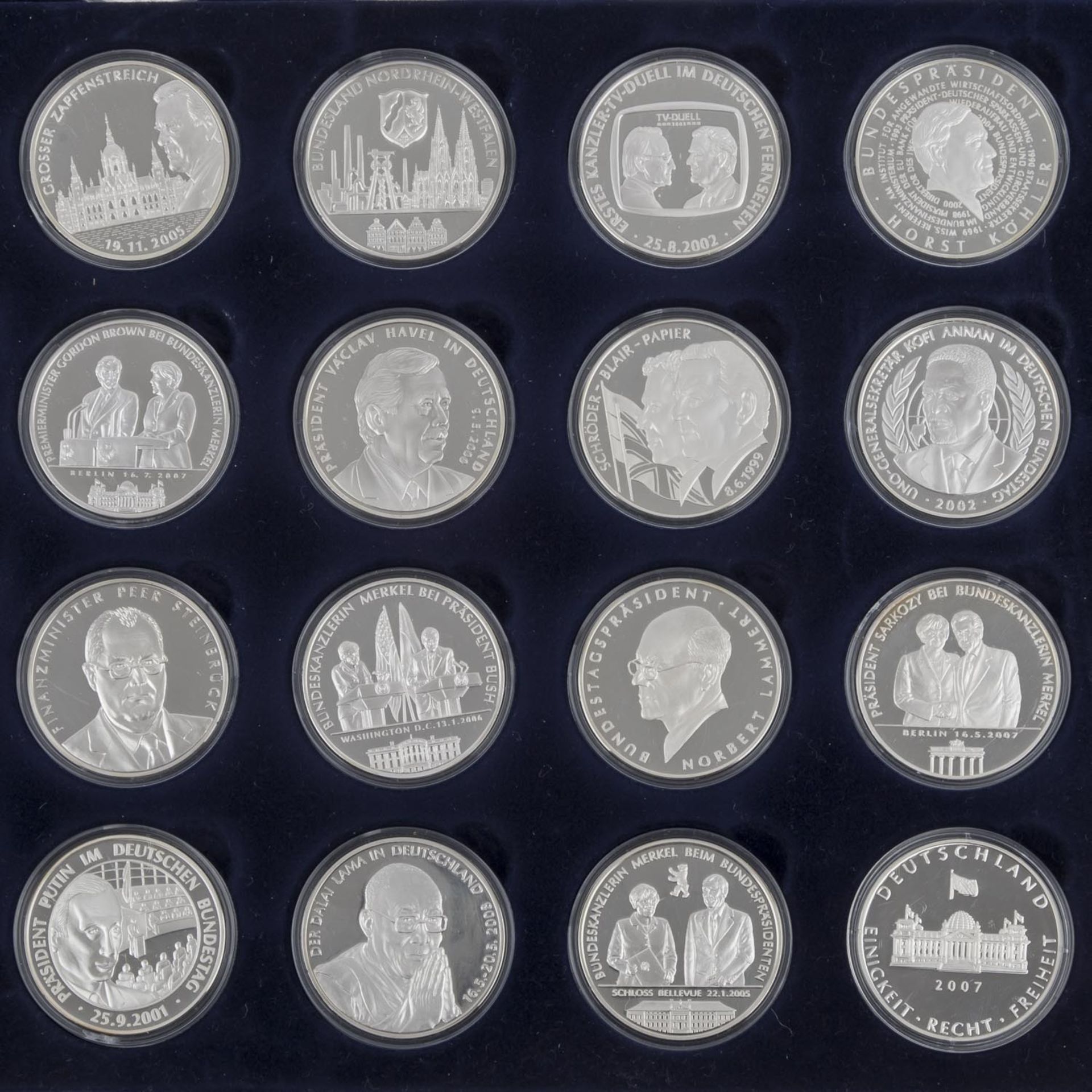Medaillen Berliner Republik, 47 Stück je 1 Unze fein,insgesamt ca. 1460 g Silber. Spezialbox und 2 - Bild 4 aus 5