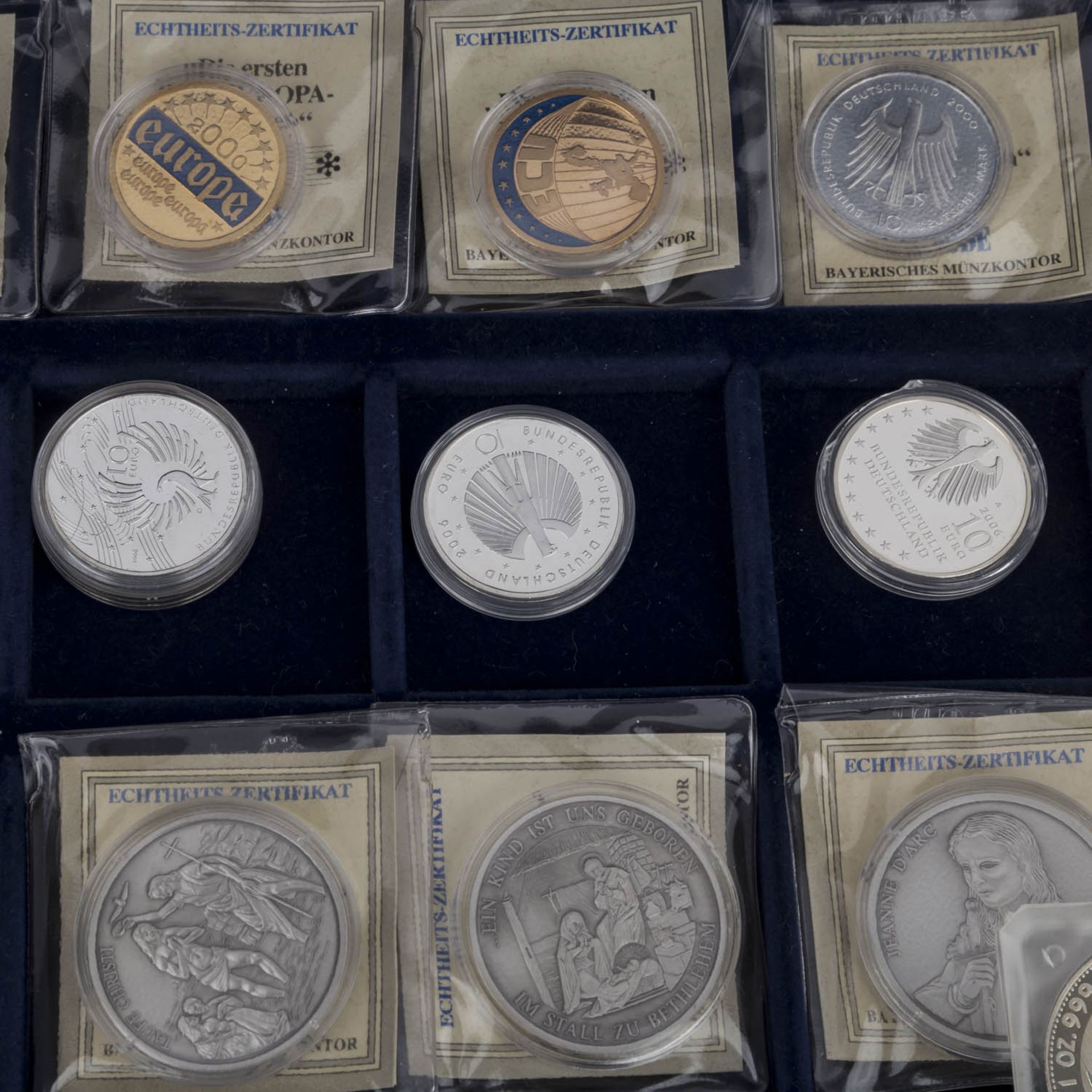 Lot aus diversen Münzen und Medaillen,mit Anteil Gold in der Form von Medaille 6,2 g fein "Mozart" - Bild 4 aus 6
