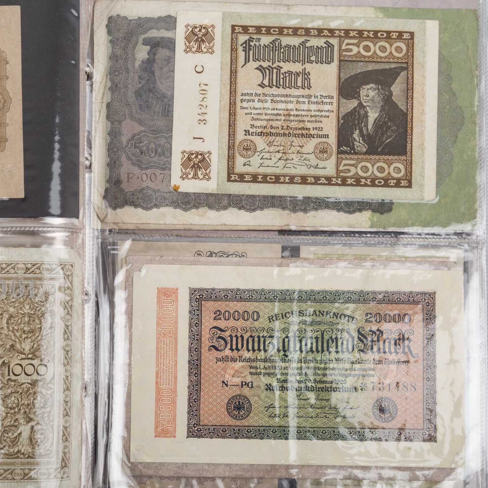 2 Alben mit Münzen und Banknoten –darunter BRD 5 und 10 DM, versch. Jahrgänge, ca. 390 DM nominal, - Bild 7 aus 7