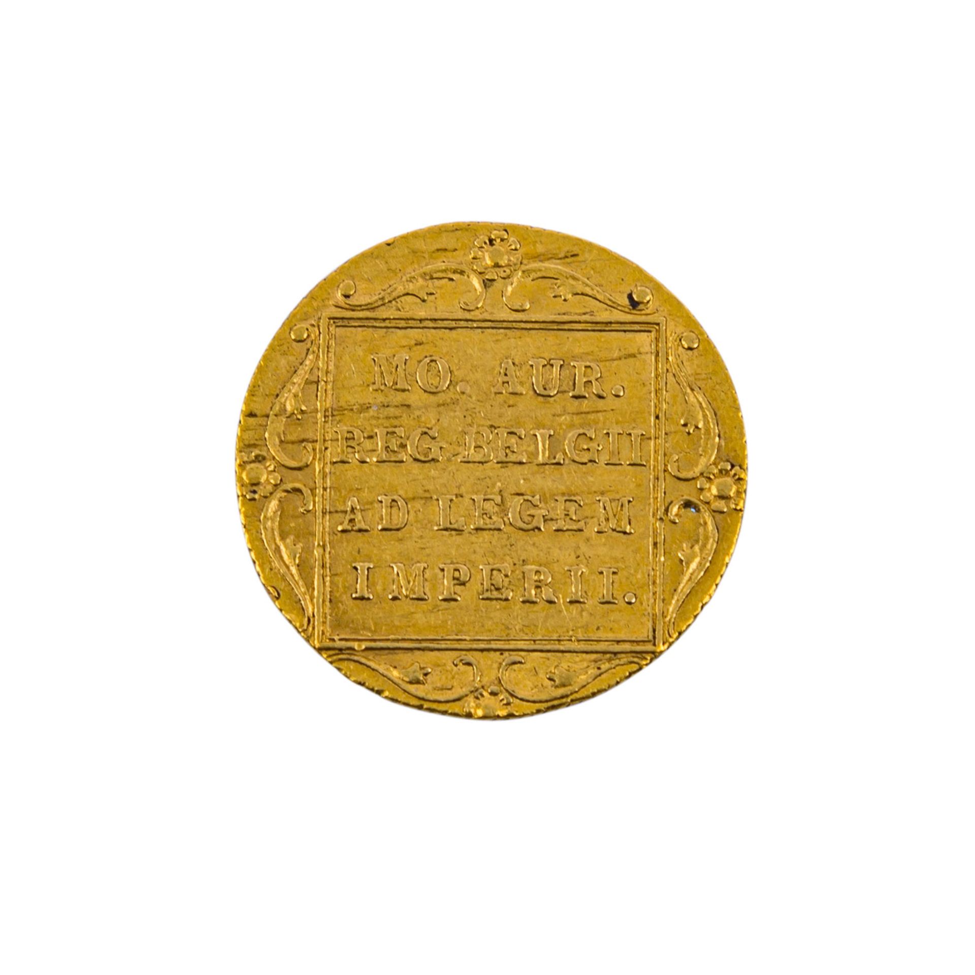 Niederlande/GOLD - 1 Ritterdukat 1818, Willem I., ss,leicht gebogen, berieben, Kratzer, Randkerbe, - Bild 2 aus 2