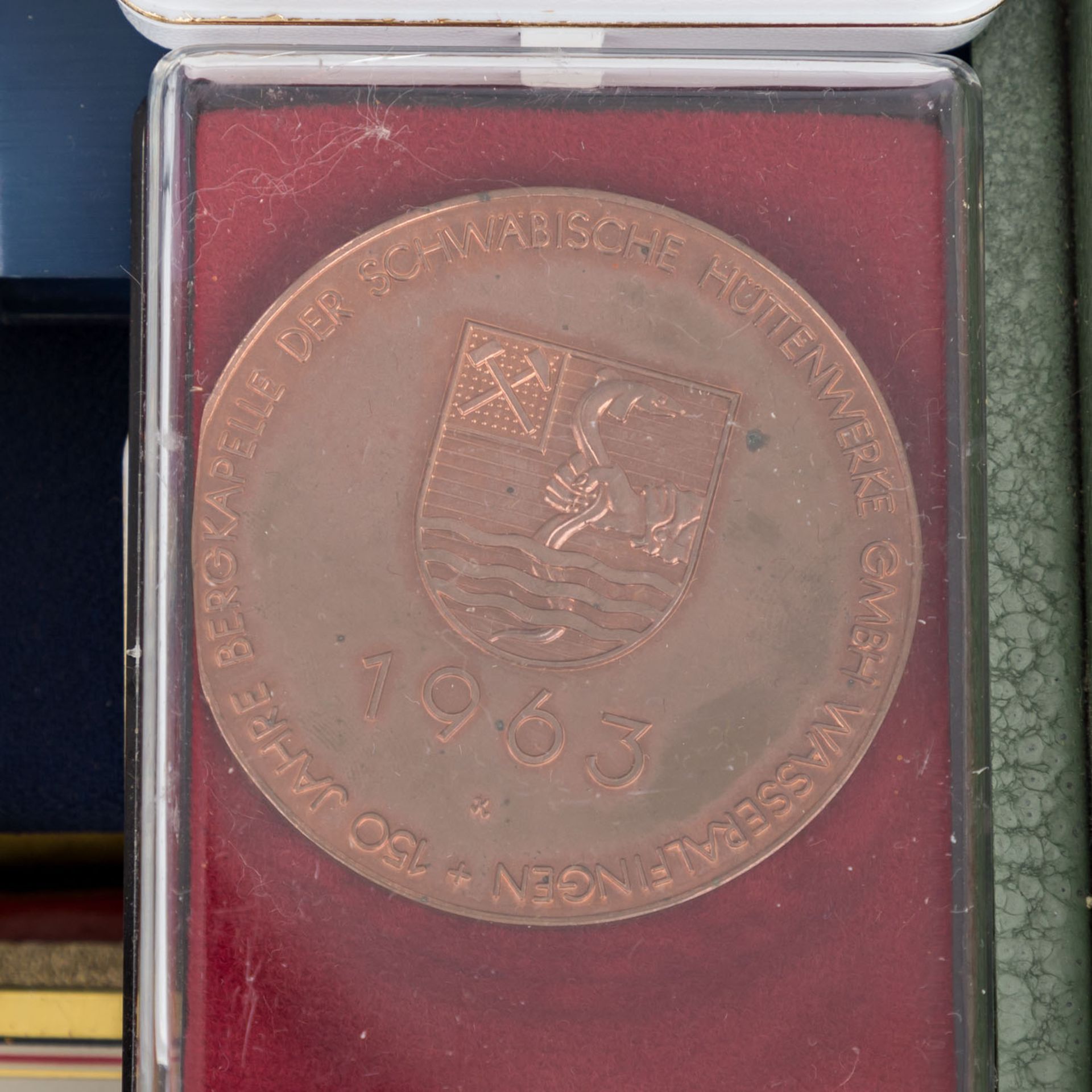 Schatzkiste mit Preussen/GOLD 20 Mark1896 A Wilhelm II., des Weiteren einige Medaillen, 1 x 500 - Bild 4 aus 7