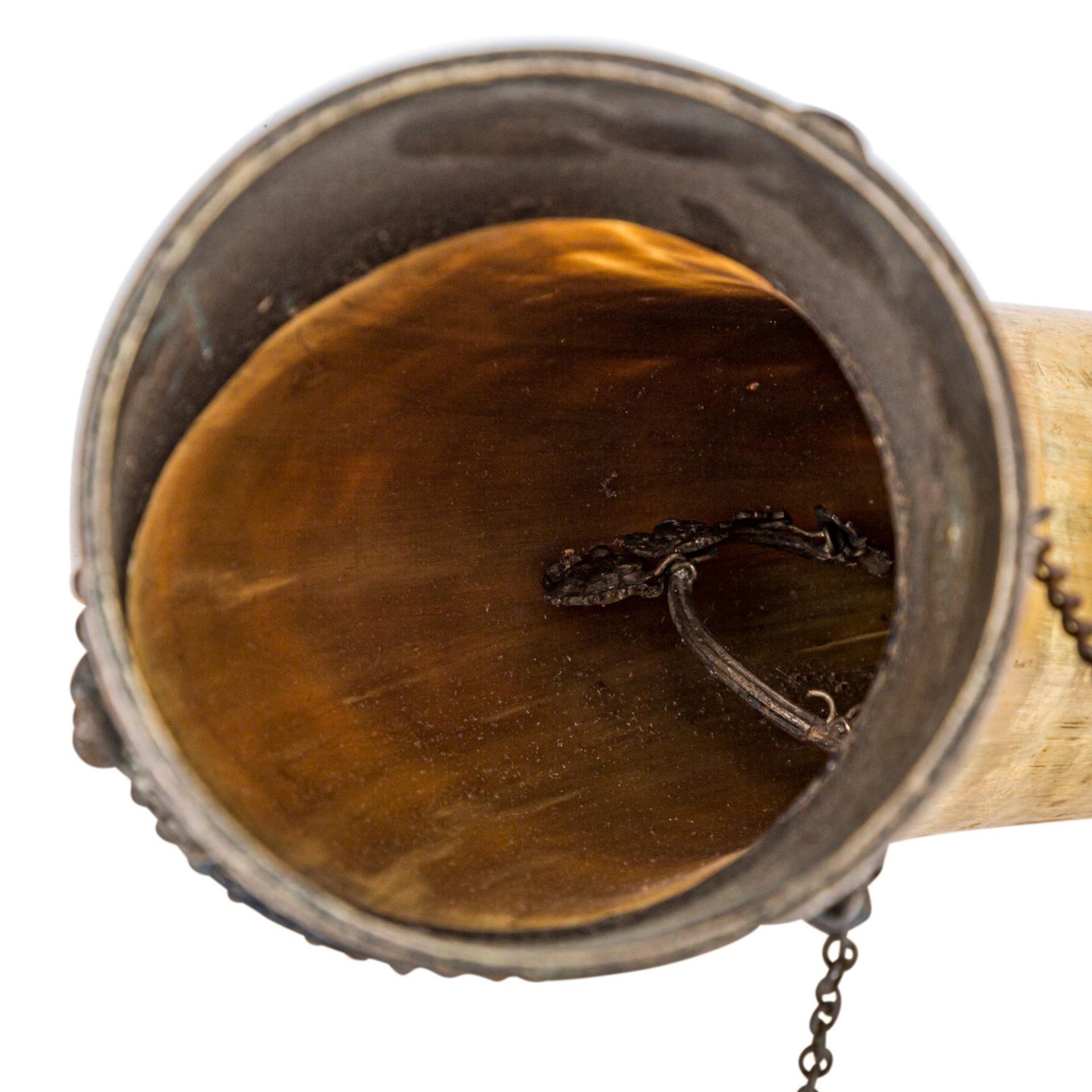 Großes Trinkhorn der Burschenschaft Ghibellinia,Ende 19. Jh., Büffelhorn mit Metallmontierung, diese - Bild 3 aus 4
