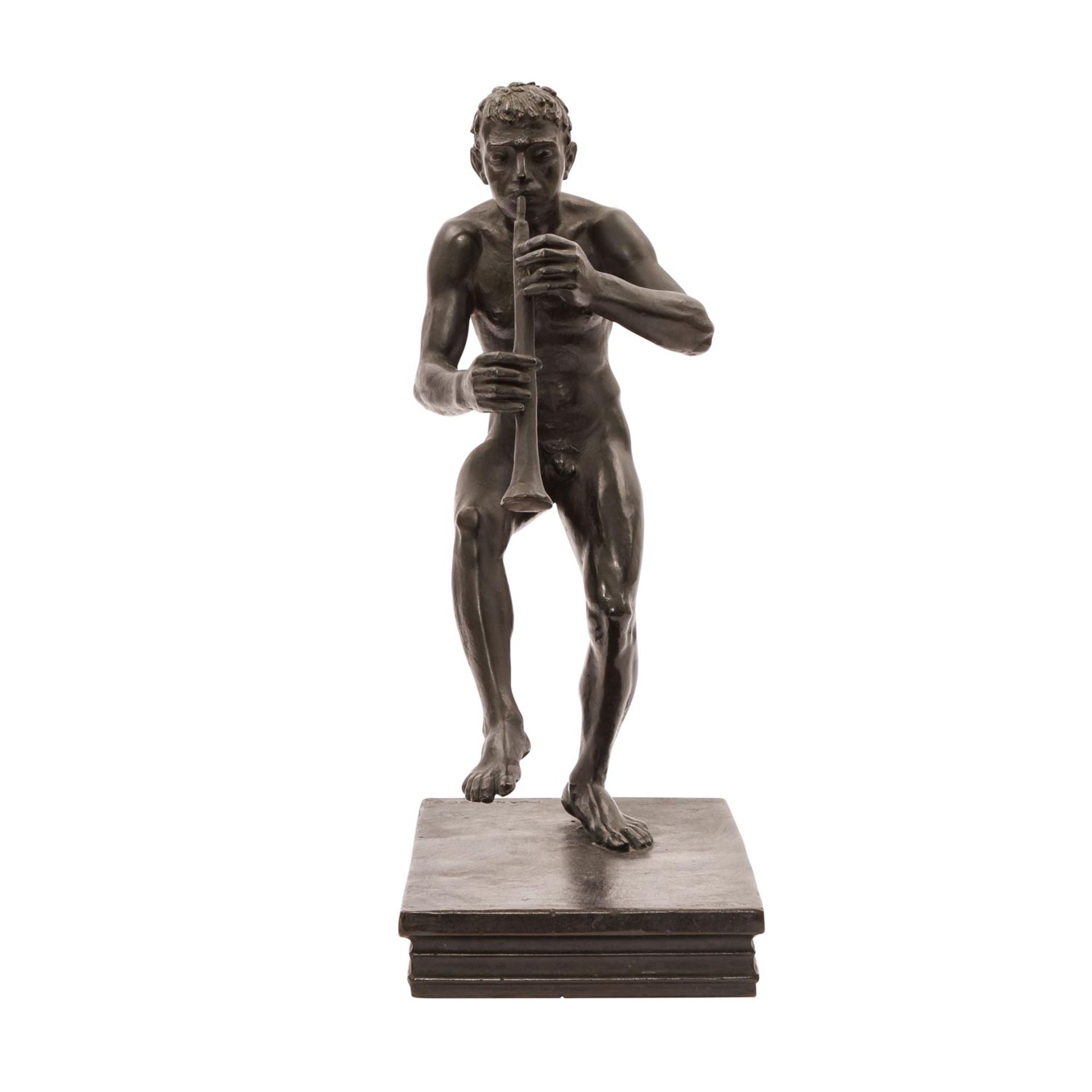 LANG, HERMANN (Heidenheim 1856-1916 München), "Tanzender Faun mit Oboe",Bronze, schwarz patiniert, - Bild 5 aus 7