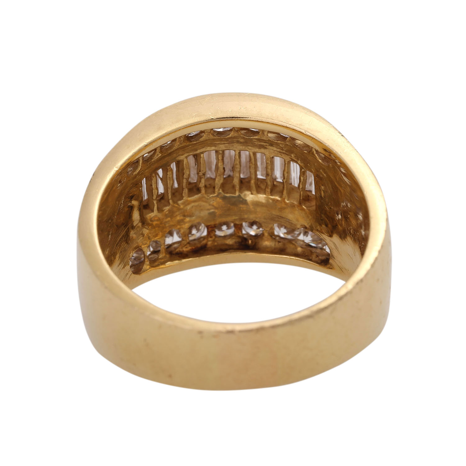 Ring mit 18 Brillanten, zus. ca. 0,9 ct und 11 Diamantbaguettes,zus. ca 0,7 ct, guter Farb- und - Image 4 of 5