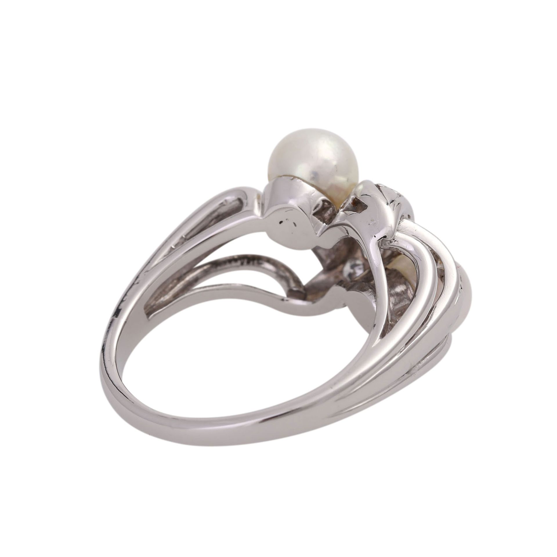 Ring mit Perlen und Diamantenvon zus. ca. 0,30 ct von guter Farbe u. Reinheit, Akoya-Zuchtperlen von - Bild 3 aus 4