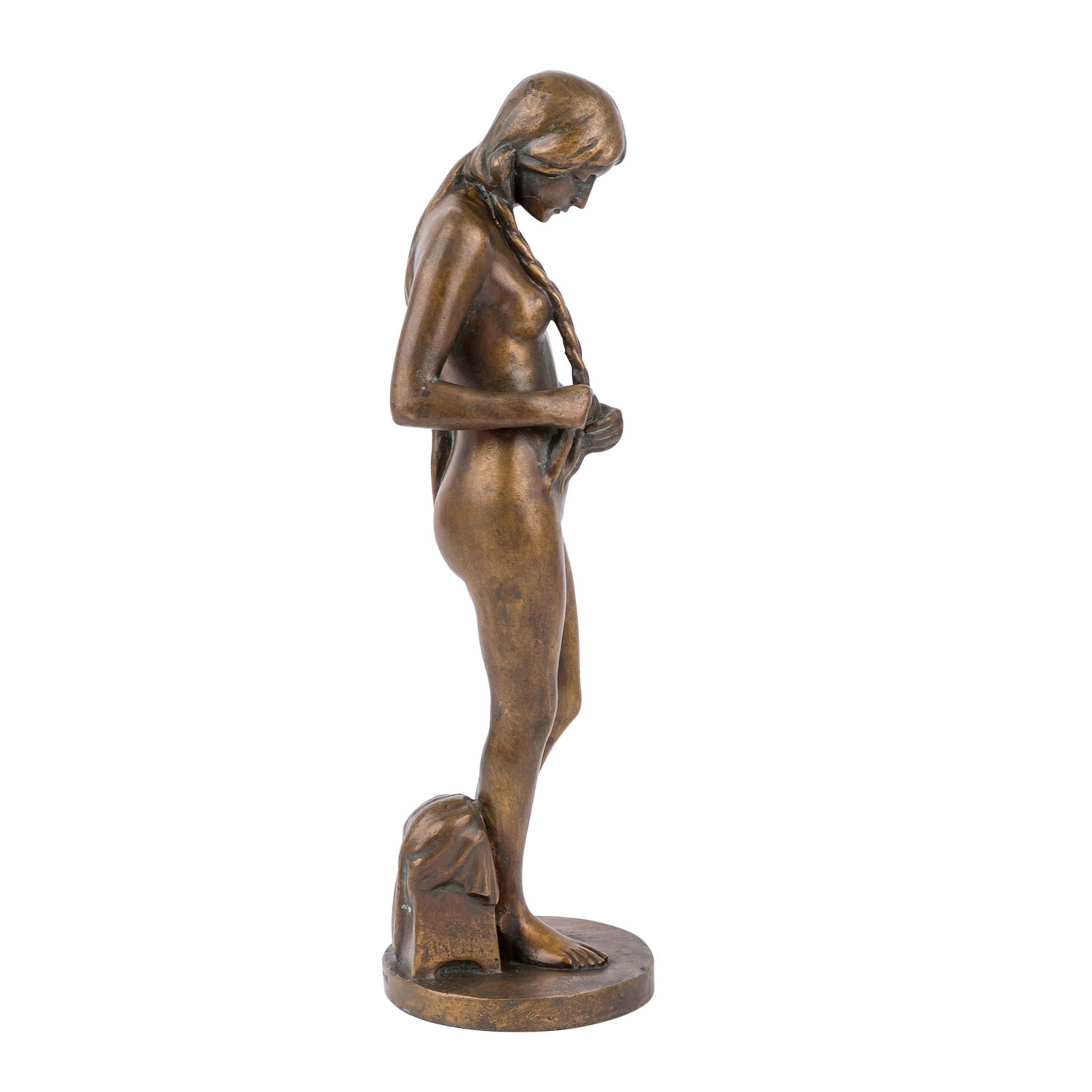 LIEBMANN, HANS HARRY (Berlin 1876-1941) 'Frauenakt mit geflochtenem Zopf'.Bronze patiniert, auf - Bild 4 aus 7