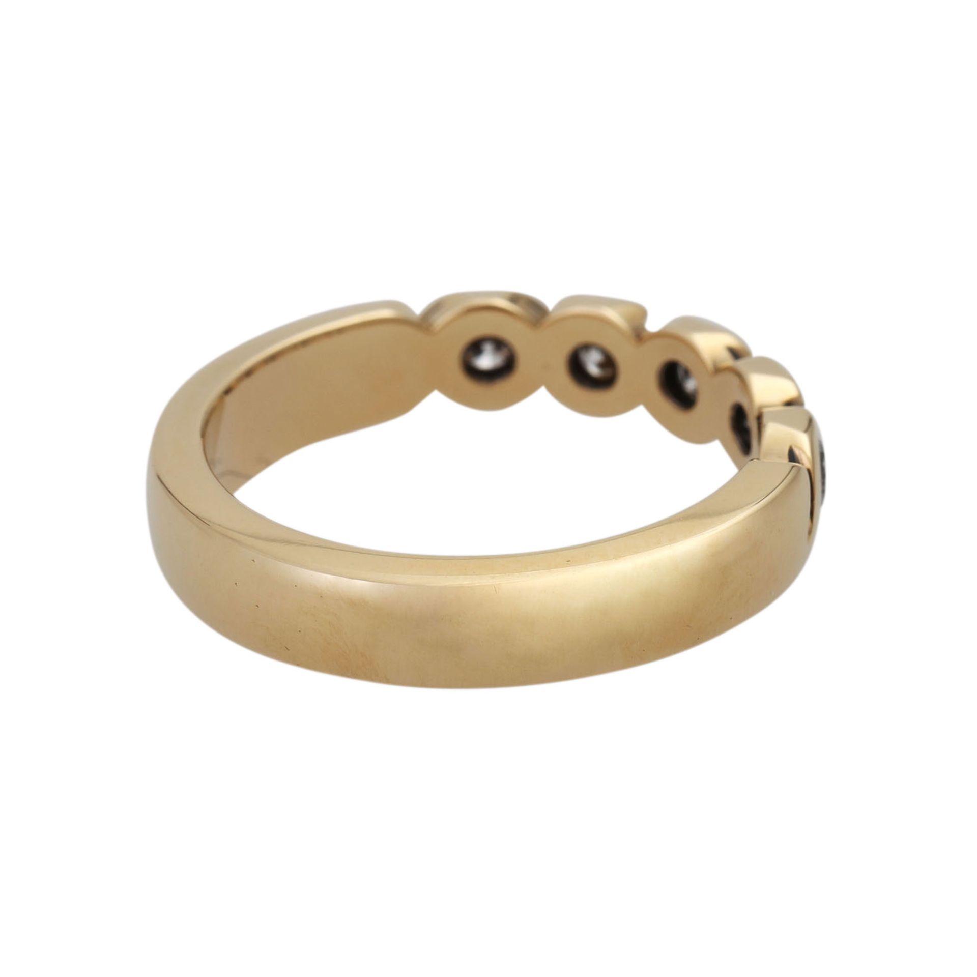 Ring mit 5 Brillanten zus. ca. 0,35 ct(grav.) WEIß (H)/SI, GG 14K. RW: ca. 53. 20./21. Jh. Guter - Bild 3 aus 4