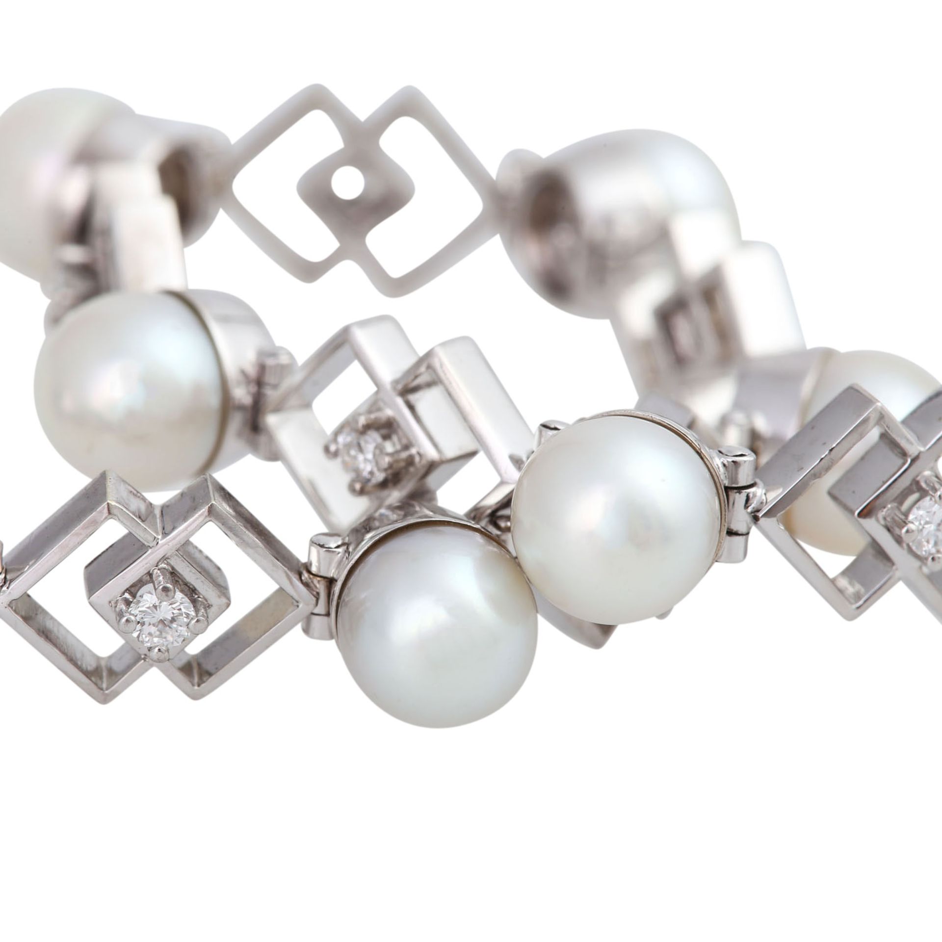 Armband mit Perlen und Brillantenvon zus. ca. 0,4 ct, gute Farbe u. Reinheit, Zuchtperlen ca. 6,2- - Bild 5 aus 5