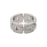 CARTIER Ring "Maillon Panthère"mit Brillantbesatz zus. ca. 0,5 ct, derz. NP 8.400 €, WG 18K. RW: ca.