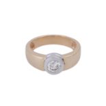 Ring mit Brillant ca. 0,5 ct,GW (L)/IF (punz.), GG/WG 14K, RW: 54, 20./21. Jh., minimale