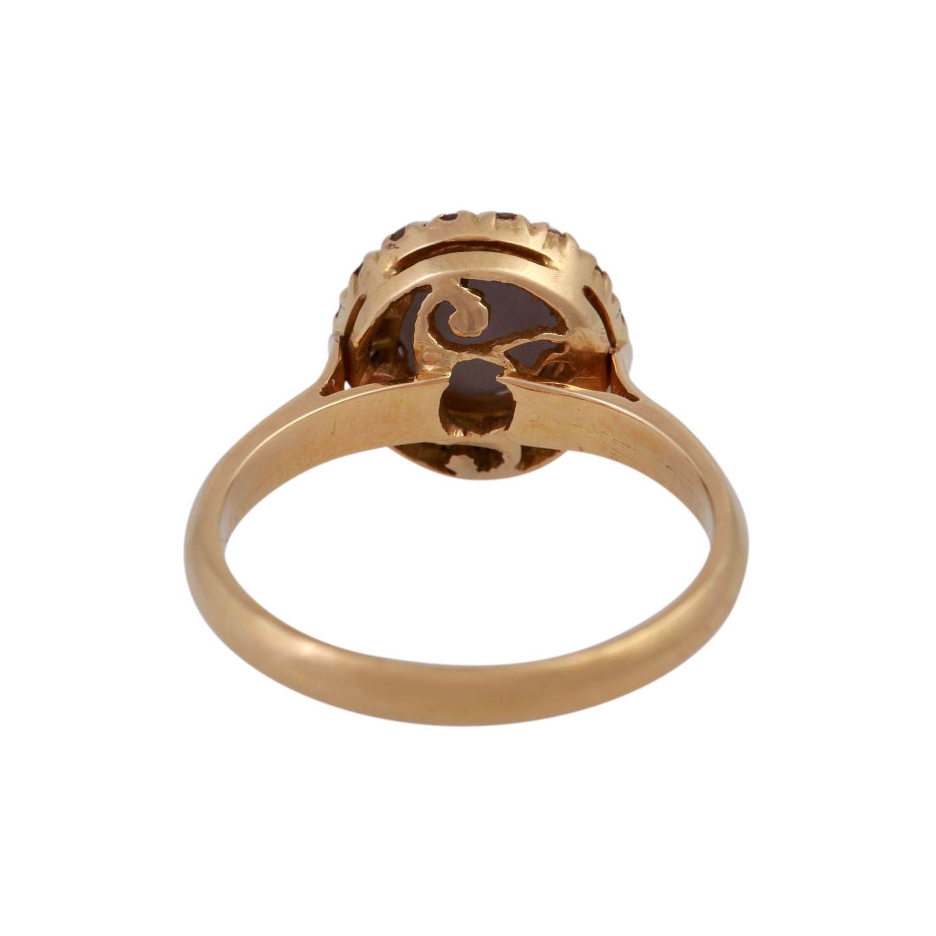 Ring mit schönem Sternsaphir entouriert von Brillanten, zus. ca. 0,32 ct,GET (M)/P2, GG 18K, RW - Bild 4 aus 4