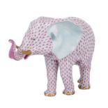HEREND 'Elefant', 20. Jh..Weißporzellan mit pinker 'Schuppenmalerei' (Herend Vieux) und