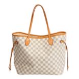 LOUIS VUITTON Shoppertasche "NEVERFULL MM", Koll. 2010.Akt. NP.: 990,-€. Damier Azur Canvas Serie,