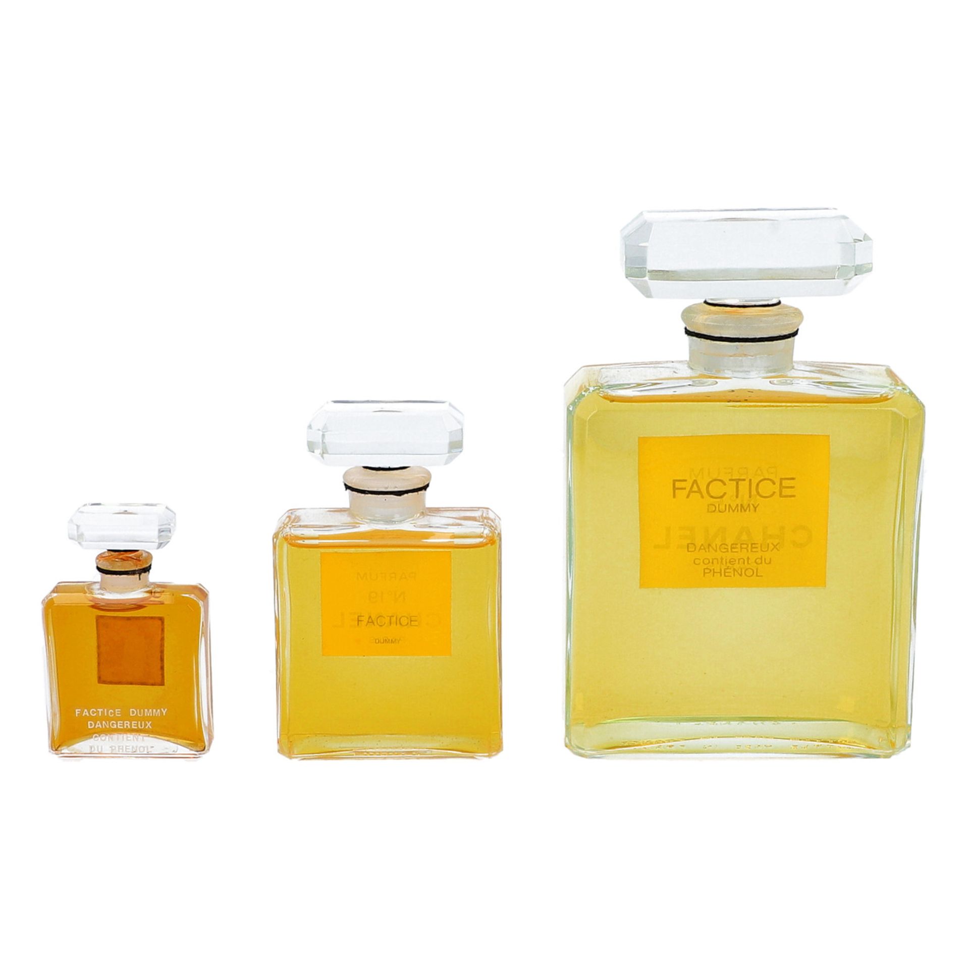 CHANEL VINTAGE Flacon-Konvolut.Chanel No. 5 (15cm), Chanel No. 19 (10cm) und Chanel Coco Flacon ( - Bild 4 aus 4