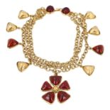 CHANEL VINTAGE Collier, Koll. 1971-1980.3-Reihige Gliederkette in Goldfarben mit dreieckigen