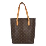 LOUIS VUITTON Schultertasche "VAVIN GM", Koll.: 2002.NP.ca.: 990,-€. Monogram Canvas Serie,