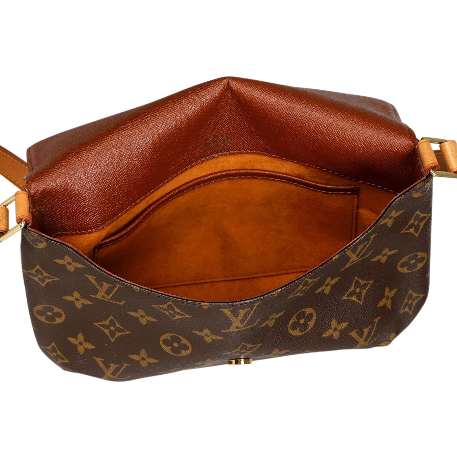 LOUIS VUITTON Umhängetasche "TANGO", Koll.: 2000, NP.: ca. 900,-€.Monogram Canvas Serie Modell mit - Bild 6 aus 6