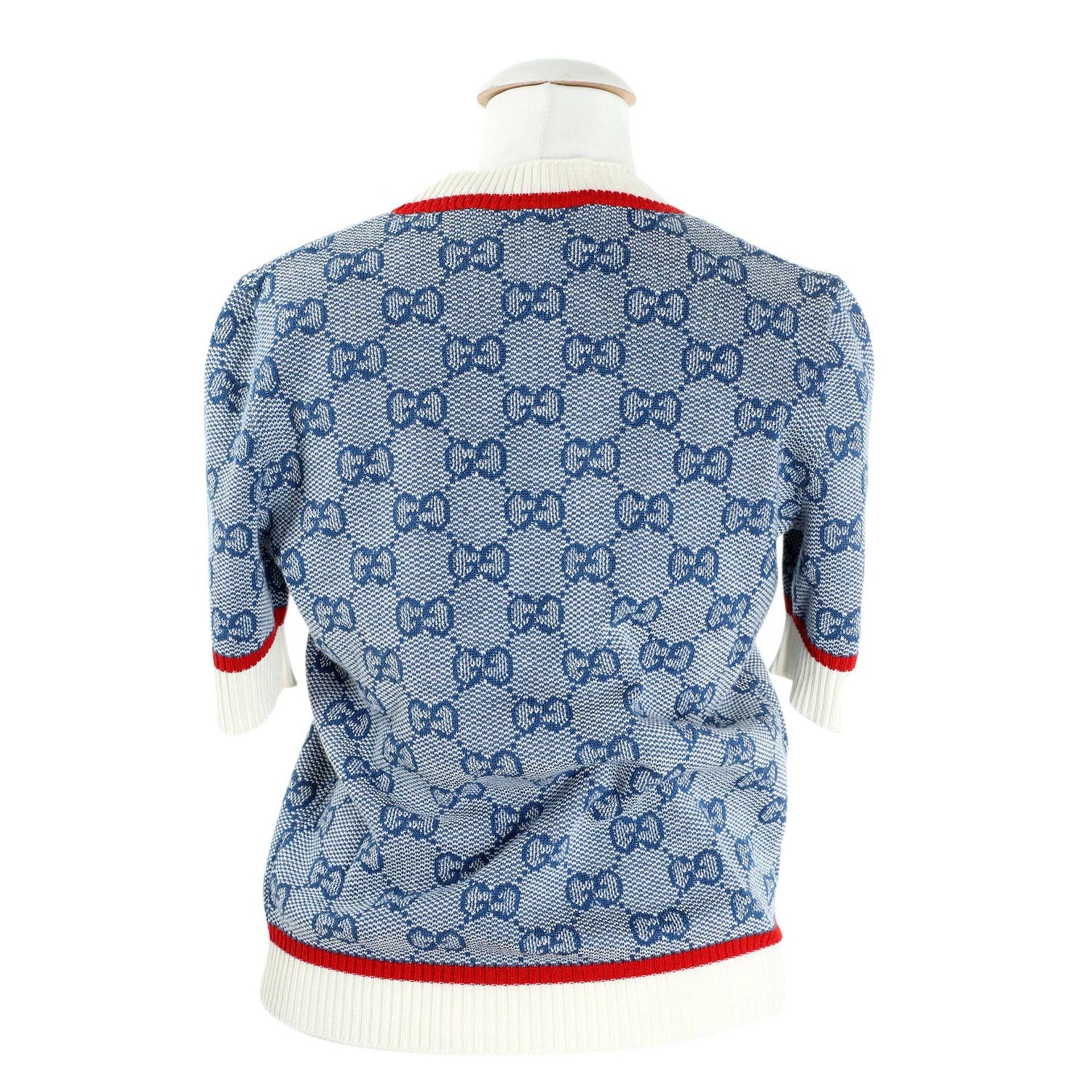 GUCCI Pullover, Gr. S.NP.ca.: 650,-€. Eingewebtes GG-Supreme auf blau-/weißem Textil mit Bündchen. - Bild 4 aus 4