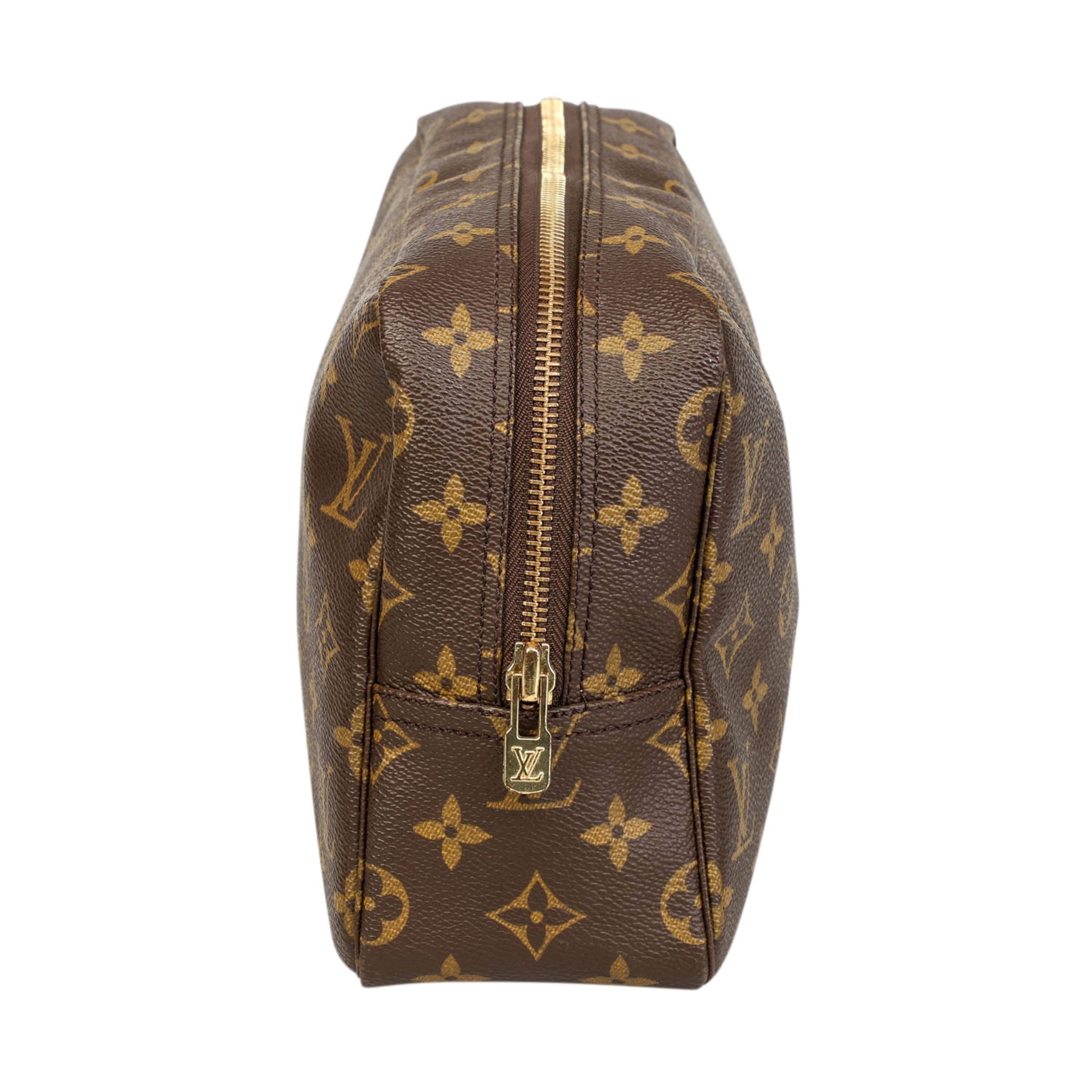 LOUS VUITTON VINTAGE Kosmetiktasche, Koll.: ca. 60ziger Jahre.Monogram Canvas Serie, goldfarbene - Bild 3 aus 6