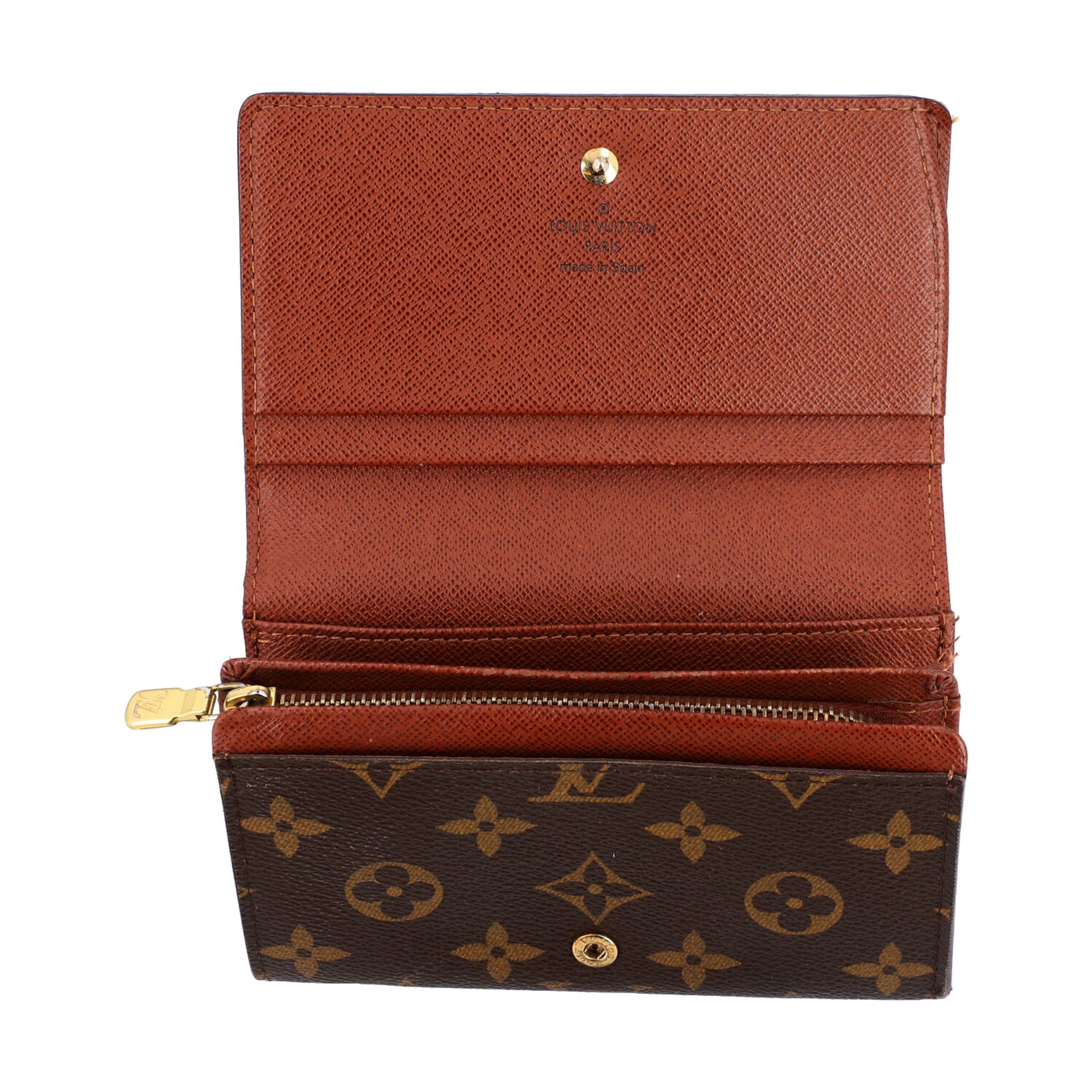 LOUIS VUITTON Portemonnaie "TRÉSOR", Koll. 2007.NP. ca.: 450,-€. Monogram Canvas Serie mit - Bild 6 aus 7