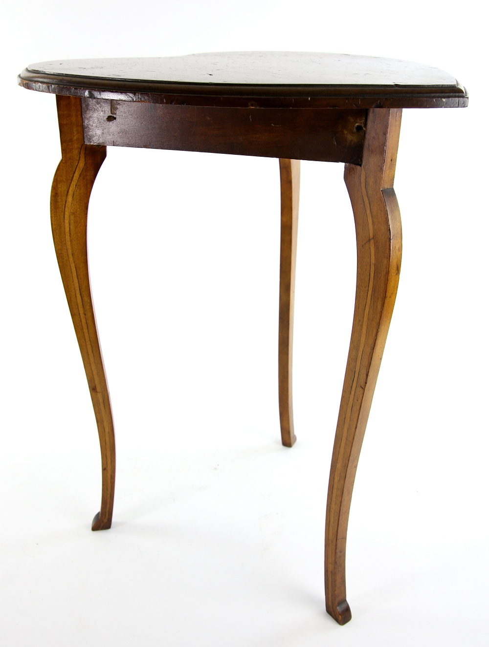 Early 20th C heart top occasional table with pen work decoration of two birds amongst foliage, . - Image 3 of 3