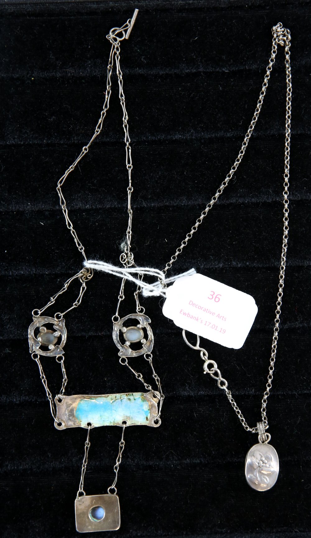 An Arts & Crafts necklace with enamel plaque depicting flower heads, suspending a further plaque set - Image 3 of 3