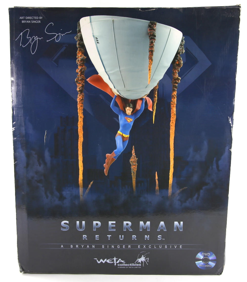 Superman Returns - WETA Workshop statue from 2006, with DVD signed Bryan Singer (only 200 hand - Image 3 of 3