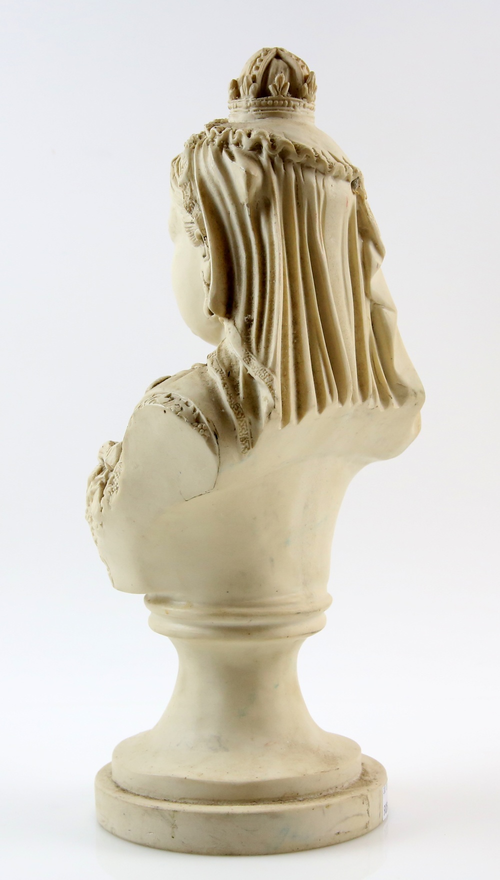 Johnny English (2003) - Queen Victoria composition bust from the movie starring Rowan Atkinson, 38cm - Image 2 of 2