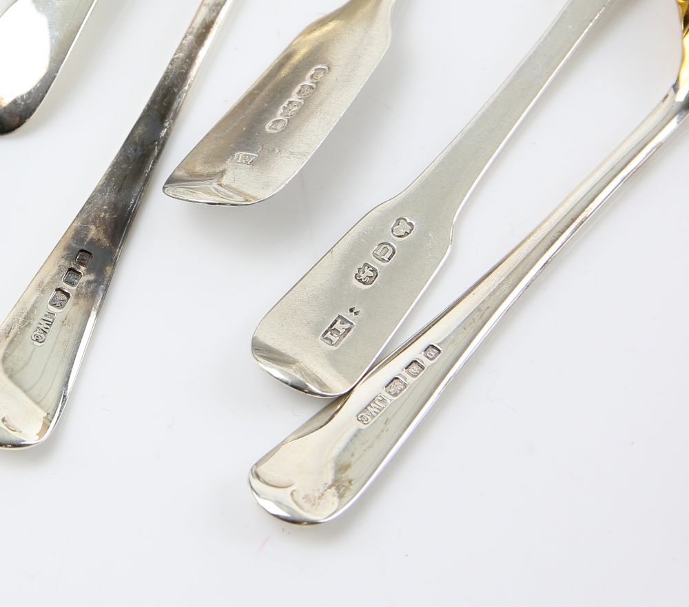 Set of six George VI silver and silver gilt teaspoons, by Josiah Williams & Co., London, 1937, small - Image 4 of 4