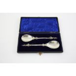 Victorian silver pair of Nelson's Column spoons, by Harry Hayes, Birmingham, 1898, 3oz, 93g, in