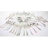 Edward VII silver rat-tail pattern cutlery, comprising eleven tablespoons, eight dessert spoons,