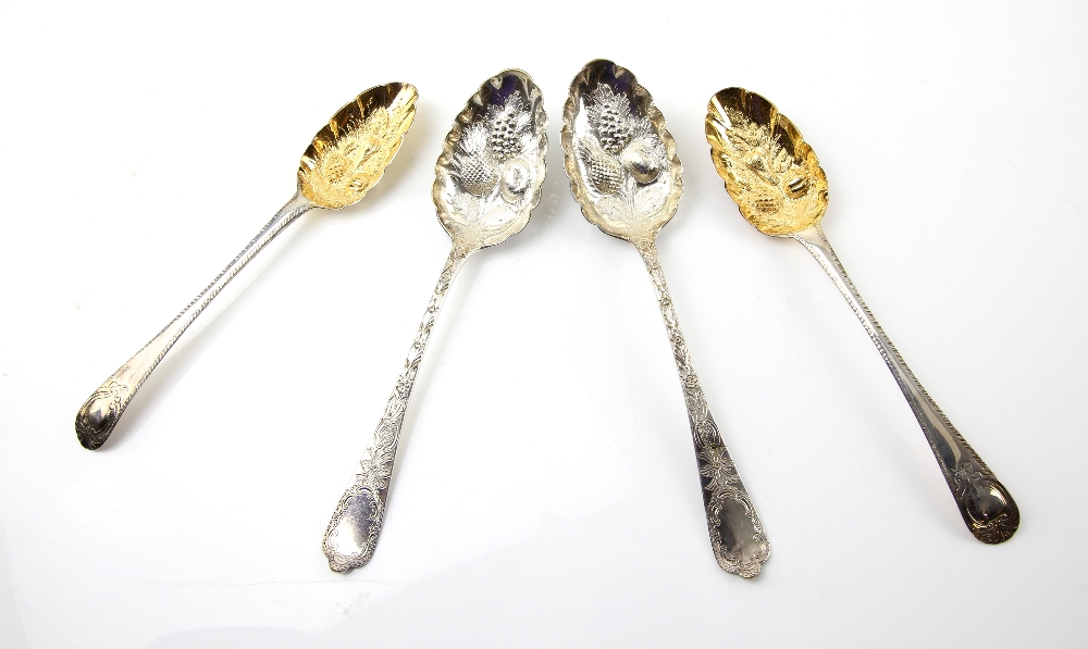 Pair of George III silver berry spoons, with foliate moulded handles, maker's mark 'RB', London, - Image 2 of 4