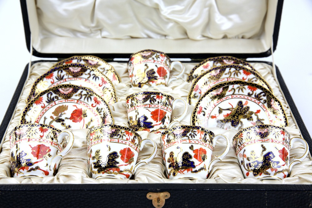 Cased set of six Royal Crown Derby Imari palette coffee cans and saucers. Wear to box particularly - Image 4 of 6