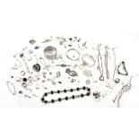 A group of mainly silver jewellery, including engine turned oval bangle, hallmarked Birmingham 1944,