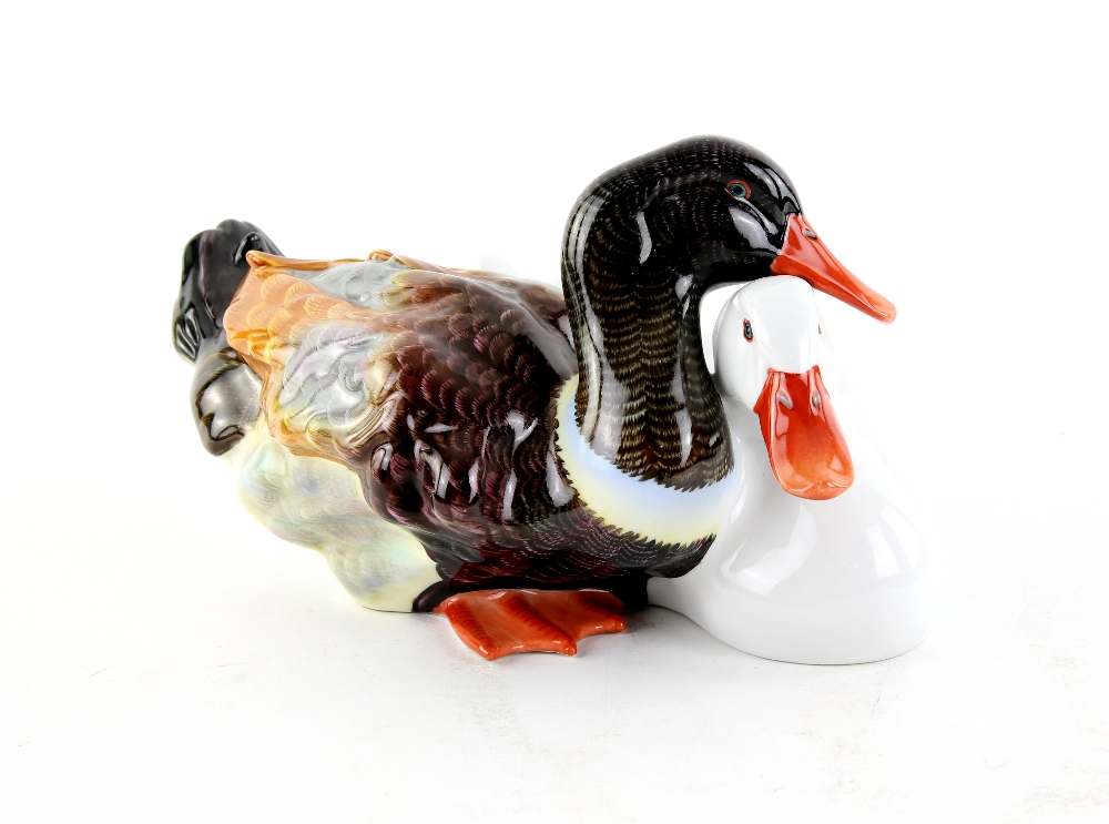A large contemporary Herend group model of two nesting ducks, in naturalistic colourway, factory - Image 2 of 5